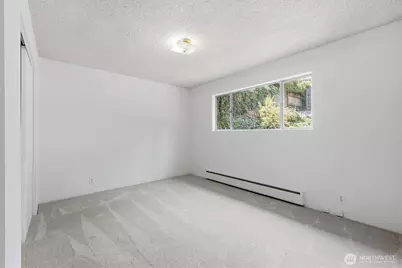 2657 Thorndyke Avenue W, Seattle, WA 98199 - Photo 13