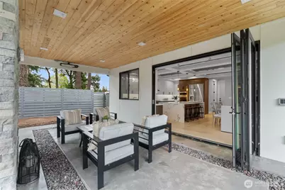 12608 NE 30th Street, Bellevue, WA 98005 - Photo 13