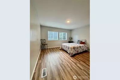9065 Steele Creek Loop NE, Bremerton, WA 98311 - Photo 9