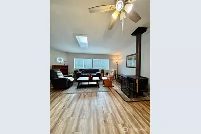 9065 Steele Creek Loop NE, Bremerton, WA 98311 - Photo 5