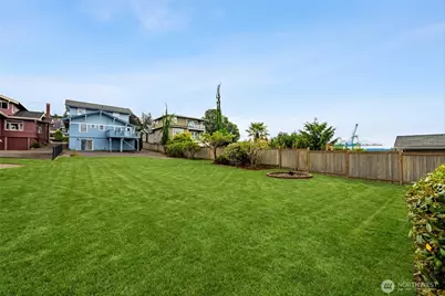 607 Warren Avenue, Everett, WA 98201 - Photo 39