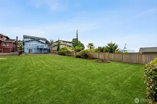 607 Warren Ave, Everett, WA 98201 - Photo 39