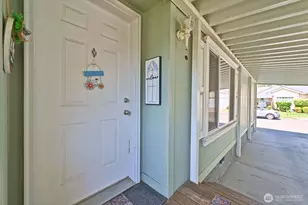 2012 94th St Ct E, Tacoma, WA 98445 - Photo 3