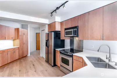 159 Denny Way #208, Seattle, WA 98109 - Photo 5