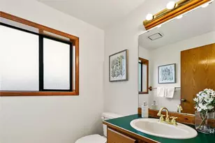 3834 NE 86th St, Seattle, WA 98115 - Photo 15