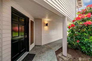 3834 NE 86th St, Seattle, WA 98115 - Photo 3