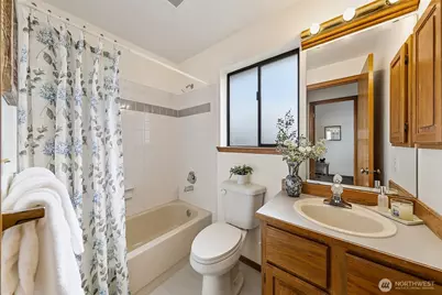 3834 NE 86th Street, Seattle, WA 98115 - Photo 23