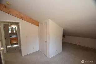 2954 SE Camano Dr, Camano Island, WA 98282 - Photo 9
