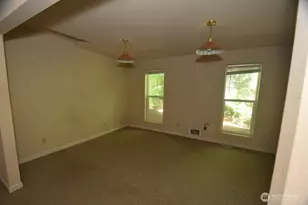 2954 SE Camano Dr, Camano Island, WA 98282 - Photo 15