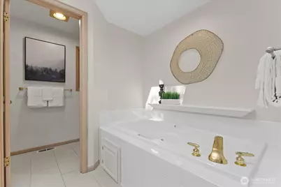 9009 45th Avenue NE, Seattle, WA 98115 - Photo 25