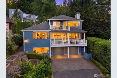 9009 45th Avenue NE, Seattle, WA 98115 - Photo 1