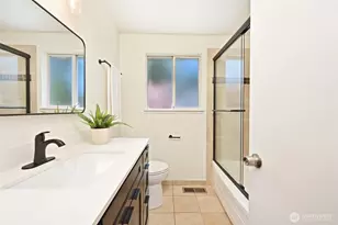 305 NW 198th St, Shoreline, WA 98177 - Photo 31
