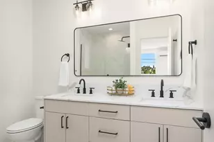 2538 14th Ave W, Seattle, WA 98119 - Photo 23