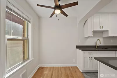 625 4th Avenue W, Seattle, WA 98119 - Photo 33