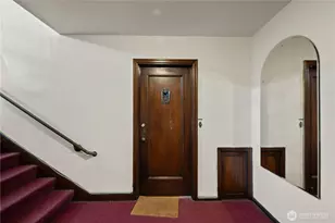 625 4th Ave W, Seattle, WA 98119 - Photo 17