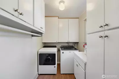 811 121st E, Tacoma, WA 98445 - Photo 21