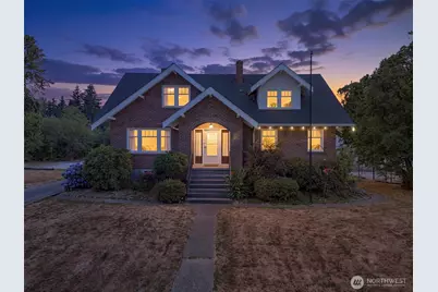 811 121st E, Tacoma, WA 98445 - Photo 3