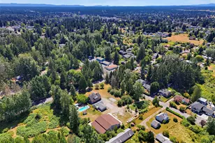 811 121st E, Tacoma, WA 98445 - Photo 39