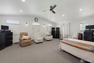 811 121st E, Tacoma, WA 98445 - Photo 33