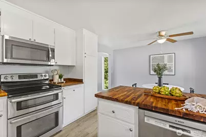302 137th Street SW, Everett, WA 98208 - Photo 9