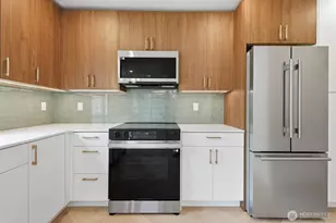 1109 NW 65th St, Seattle, WA 98117 - Photo 5