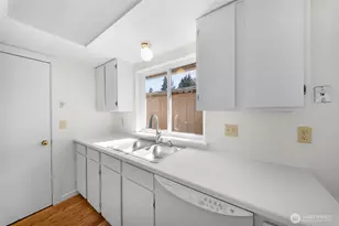 602 Malibu Dr SE, Lacey, WA 98503 - Photo 13