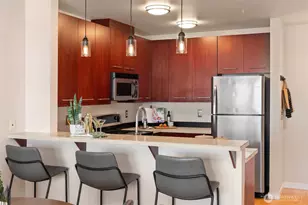 655 Crockett St, Seattle, WA 98109 - Photo 11
