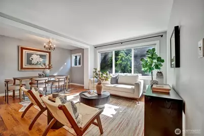 2111 E John Street #204, Seattle, WA 98112 - Photo 3