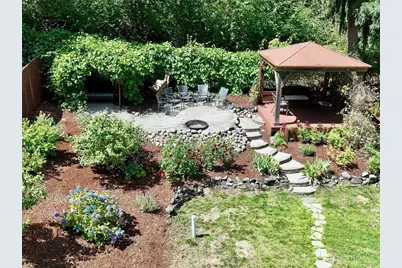 22013 Bluewater Drive SE, Yelm, WA 98597 - Photo 9