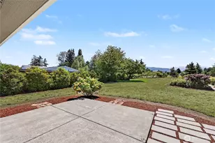 921 W Oak Ct, Sequim, WA 98382 - Photo 11