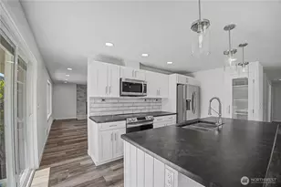 921 W Oak Ct, Sequim, WA 98382 - Photo 13