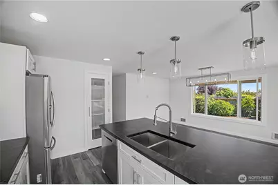 921 W Oak Court, Sequim, WA 98382 - Photo 9