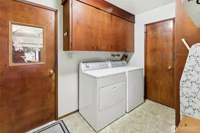 1643 NE Sumner Drive, Oak Harbor, WA 98277 - Photo 23