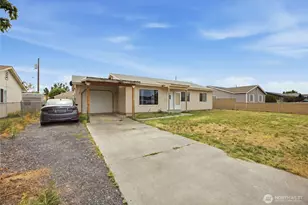 1227 Lowry St, Moses Lake, WA 98837 - Photo 27