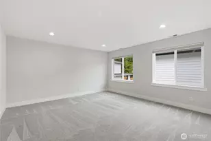 719 Edmonds Way, Edmonds, WA 98020 - Photo 29