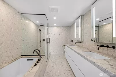300 Virginia Street #4111, Seattle, WA 98101 - Photo 23