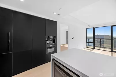 300 Virginia Street #4111, Seattle, WA 98101 - Photo 11