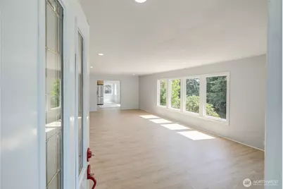 215 W Chenault Avenue, Hoquiam, WA 98550 - Photo 5