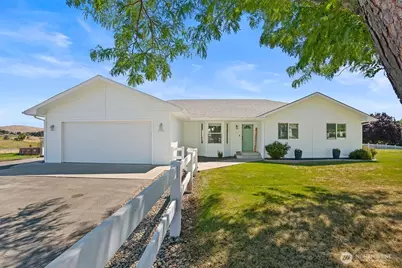2291 Selah Loop Road, Selah, WA 98942 - Photo 1