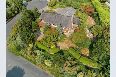 8811 NE 15th Place, Clyde Hill, WA 98004 - Photo 3