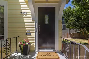 2815 8th Ave W, Seattle, WA 98119 - Photo 3