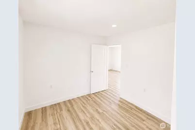 13055 33rd Avenue S, Tukwila, WA 98168 - Photo 7