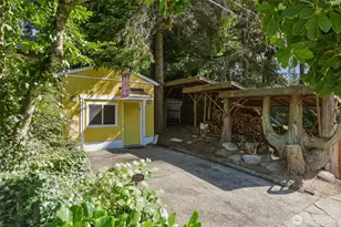 2010 Forest Hill Dr SE, Olympia, WA 98501 - Photo 3