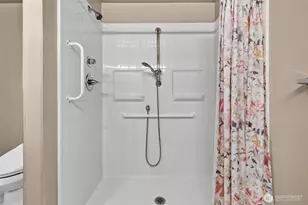 9016 NE 11th St, Vancouver, WA 97664 - Photo 23