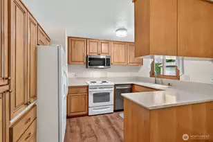 9016 NE 11th St, Vancouver, WA 97664 - Photo 11