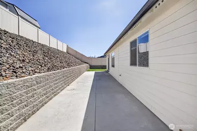 2213 2nd Street SE, East Wenatchee, WA 98802 - Photo 35