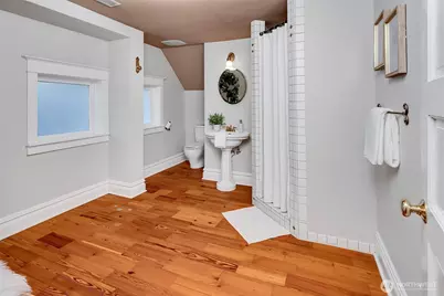 1911 9th Avenue W, Seattle, WA 98119 - Photo 23
