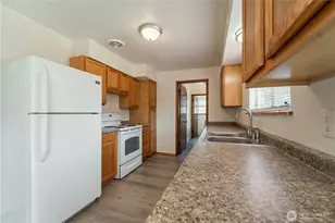 9820 Washington Blvd SW, Lakewood, WA 98498 - Photo 3