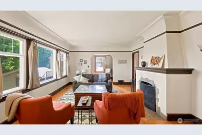 10003 15th Avenue S, Seattle, WA 98168 - Photo 9