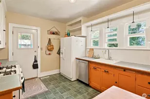 10003 15th Ave S, Seattle, WA 98168 - Photo 17